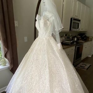 Wedding gown